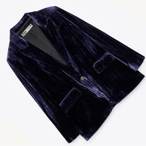 Zara Women New Limited Edition  Velvet Blazer  size XS